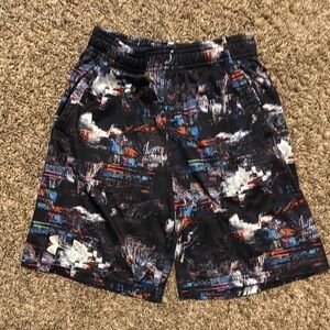 Under Armour Black Athletic Shorts Dynamic Design
